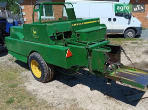 Прес-підбірник John Deere 332 1989