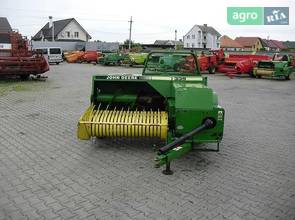 Прес-підбірник John Deere 339 2000