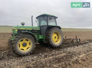 Трактор John Deere 3650 1988