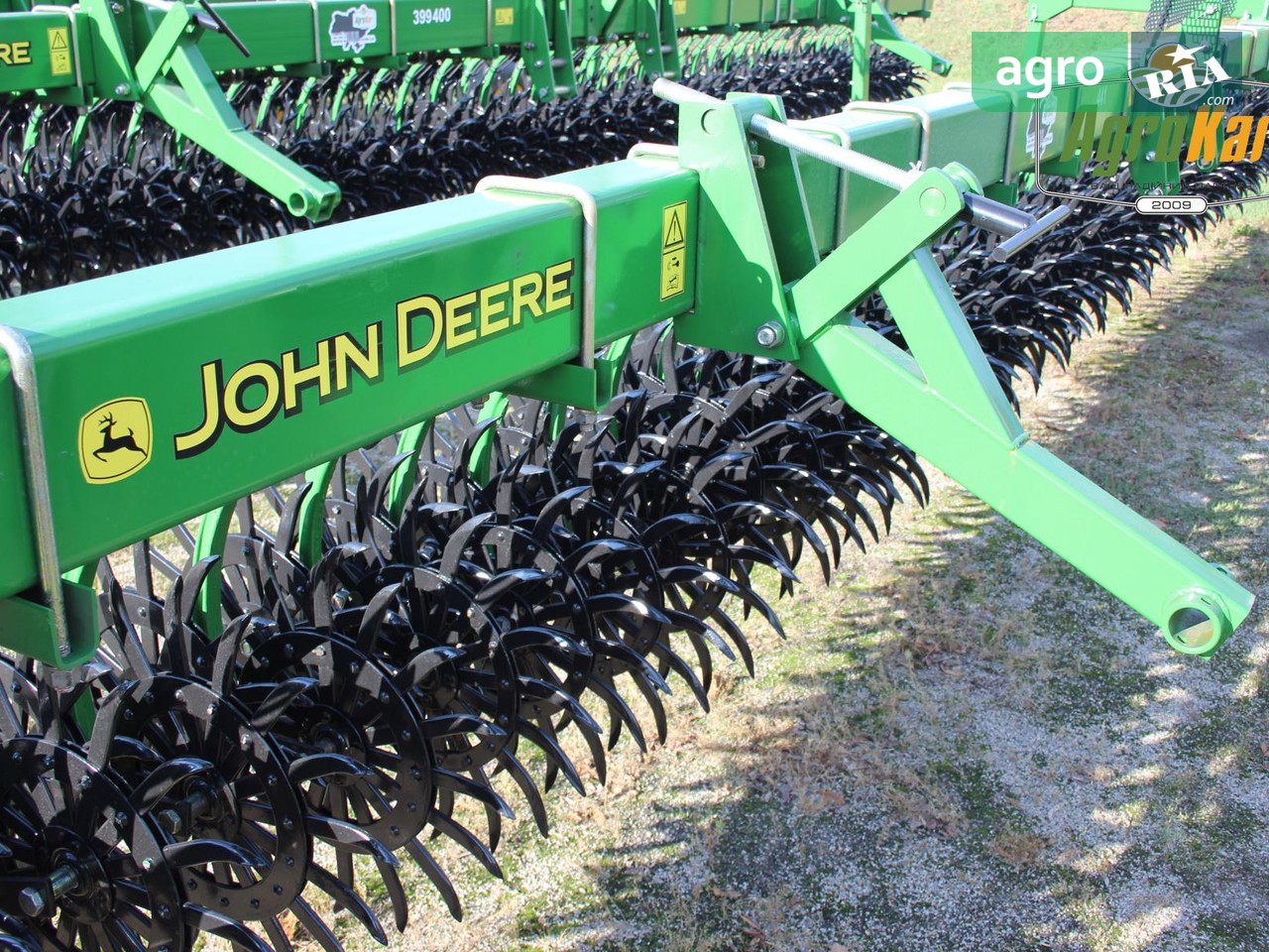 Борона John Deere 400 2023 - фото 1