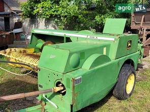 Прес-підбірник John Deere 456 A 2000