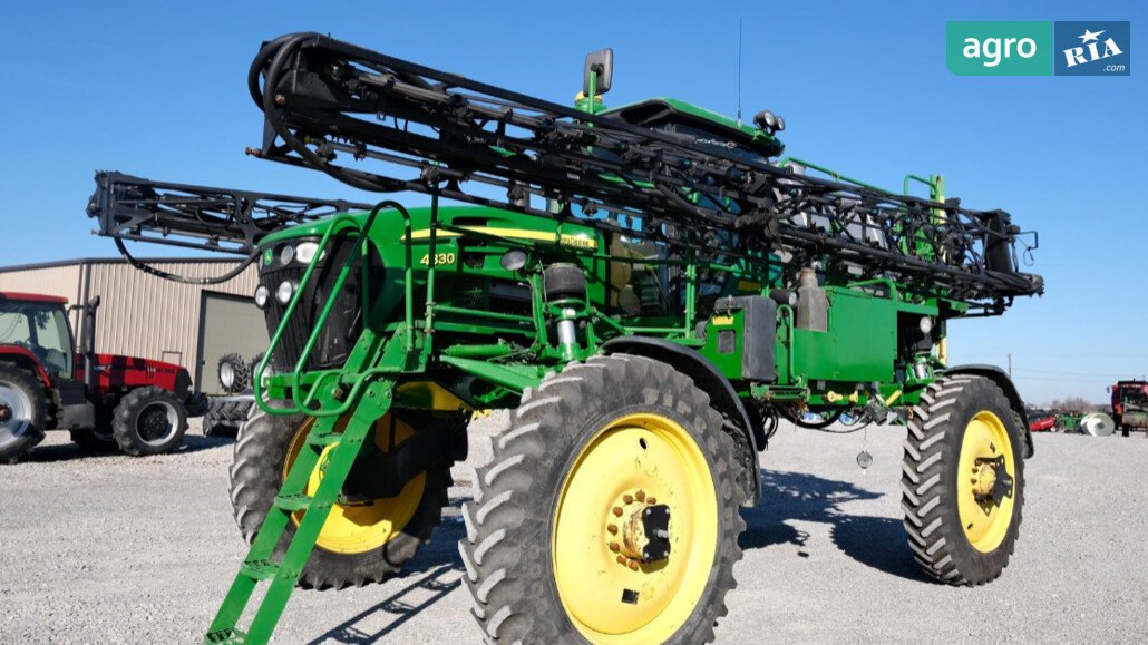 Оприскувач John Deere 4830 2011 - фото 1
