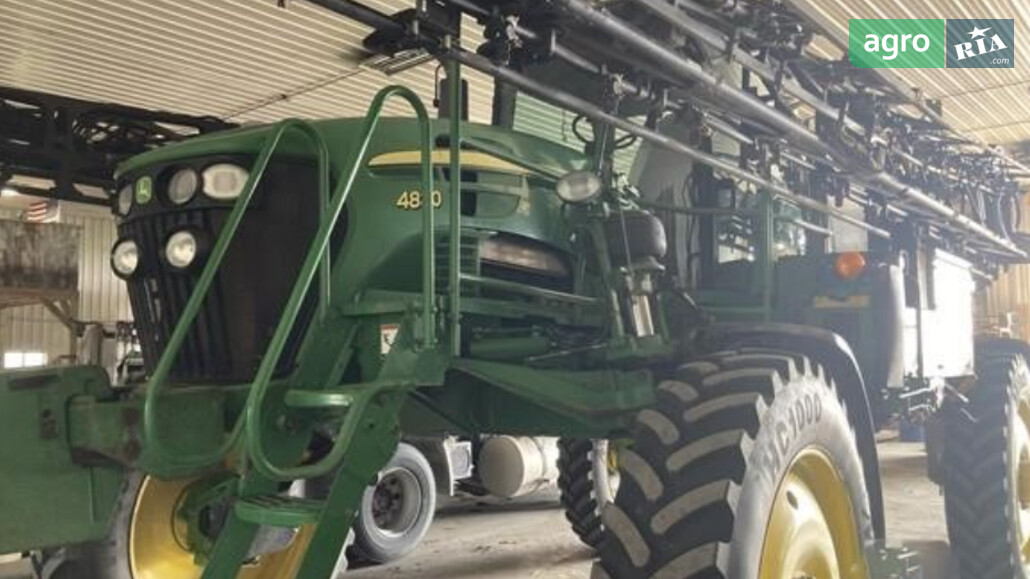 Оприскувач John Deere 4830 2011 - фото 1