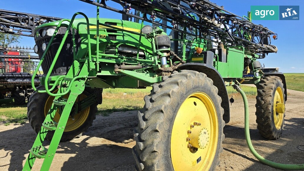 Опрыскиватель John Deere 4830 2012 - фото 1