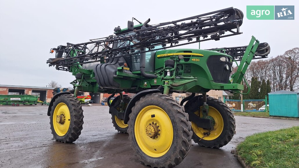 Оприскувач John Deere 4830 2011 - фото 1