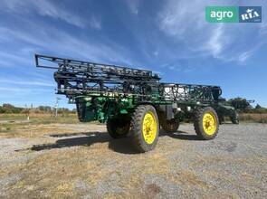 Оприскувач John Deere 4930 