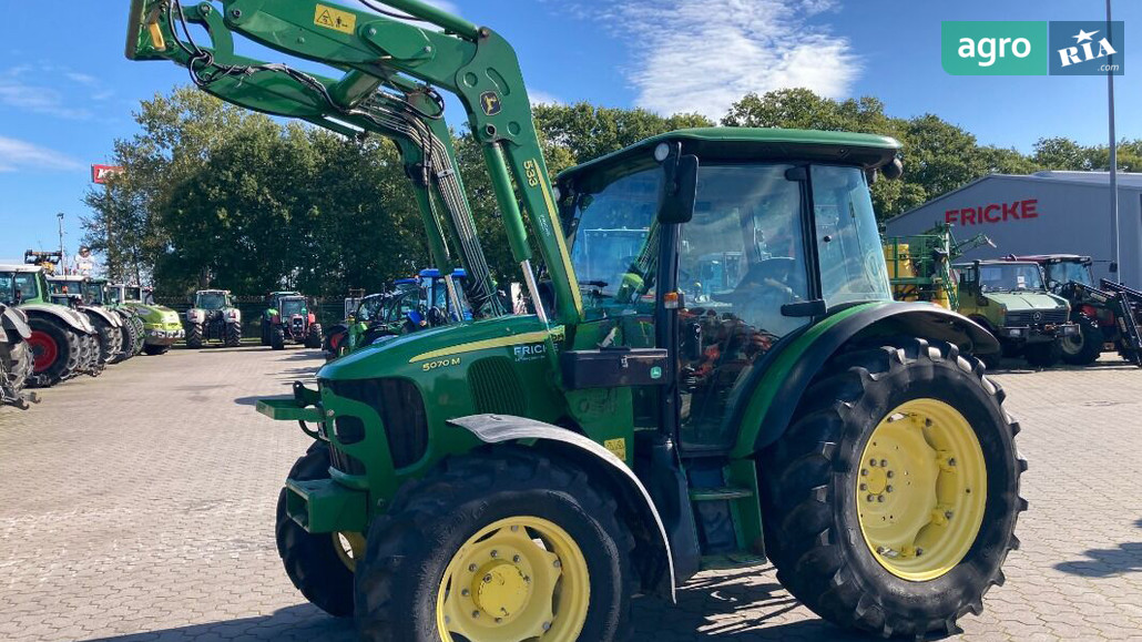Трактор John Deere 5080M 2011 - фото 1