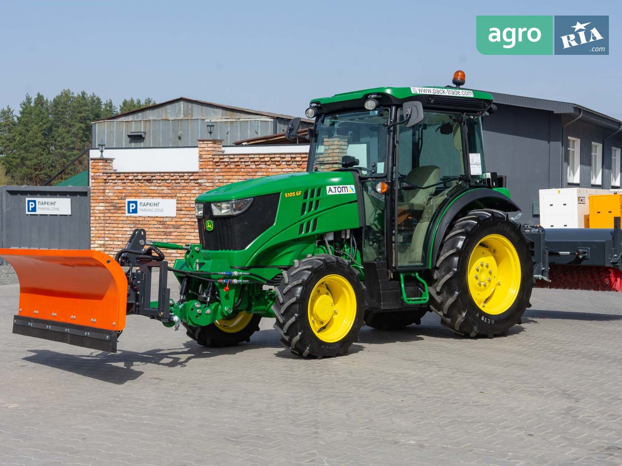 Трактор John Deere 5105 GF 2018 - фото 1