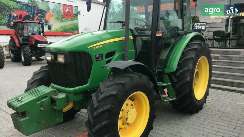 Трактор John Deere 5105M 2012 - фото 1