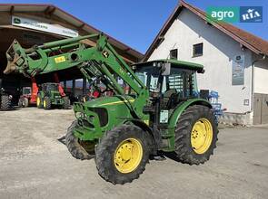 Трактор John Deere 5620 2005