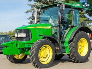 Трактор John Deere 5820 2008
