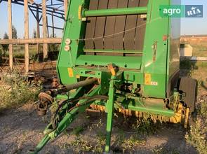 Прес-підбірник John Deere 592 2005