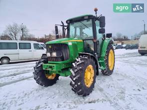 Трактор John Deere 6120 2006