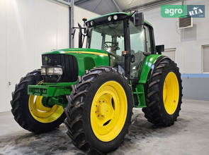 Трактор John Deere 6120 2005