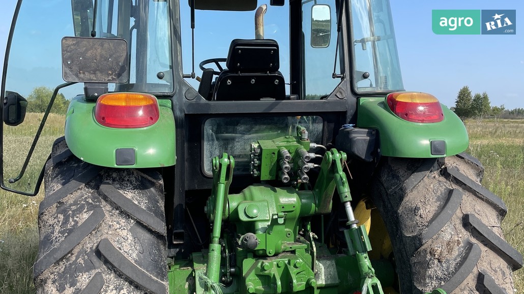 Трактор John Deere 6130 D 2011 - фото 1