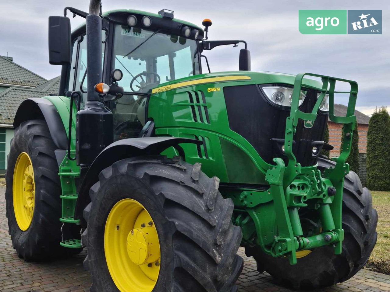 Трактор John Deere 6195M 2019 - фото 1