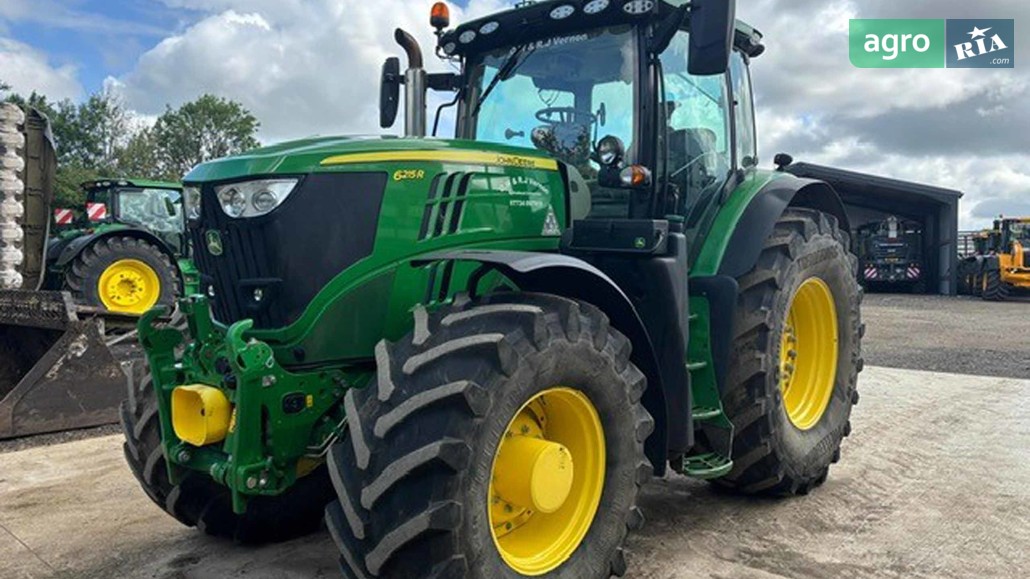 Трактор John Deere 6215R 2022 - фото 1