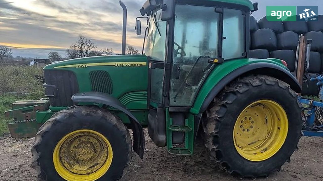 Трактор John Deere 6220 2005 - фото 1
