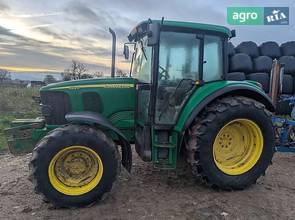 Трактор John Deere 6220 2005
