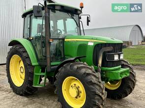 Трактор John Deere 6220 2008