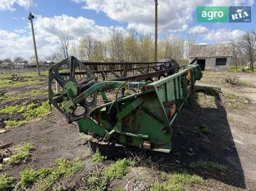 John Deere 622R  - фото