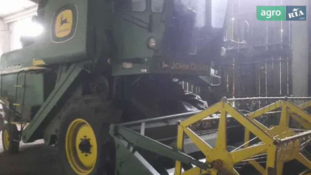 Комбайн John Deere 630 1981 - фото 1