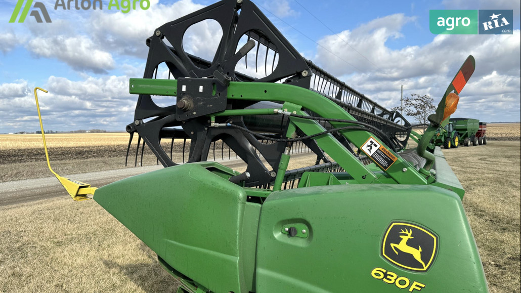 Жниварка John Deere 630F 2008 - фото 1