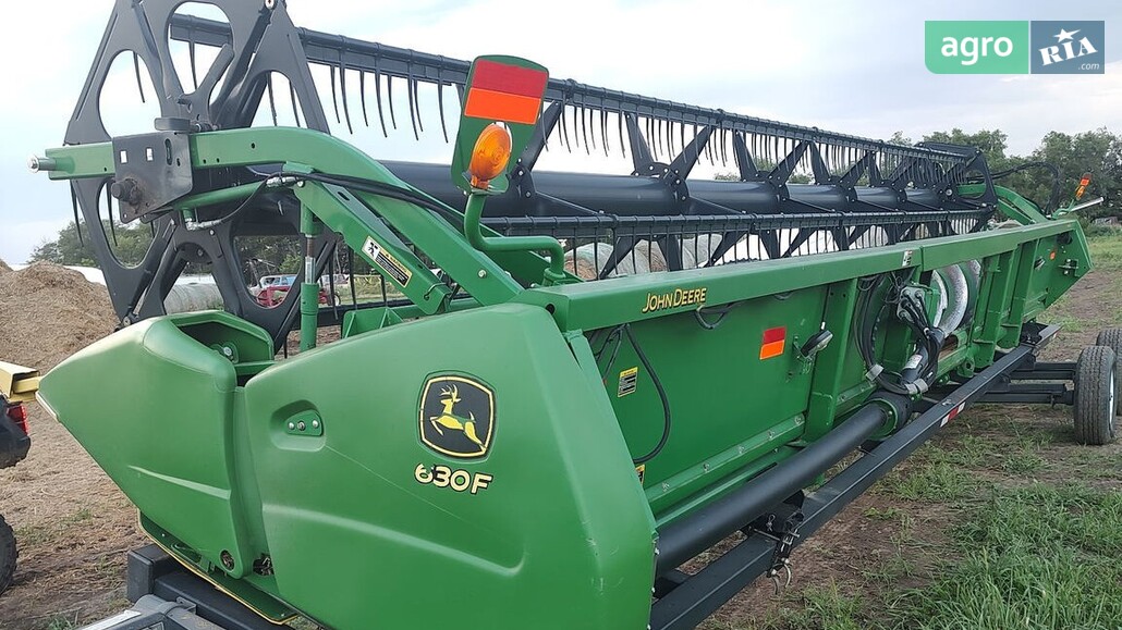 Жниварка John Deere 630F 2014 - фото 1