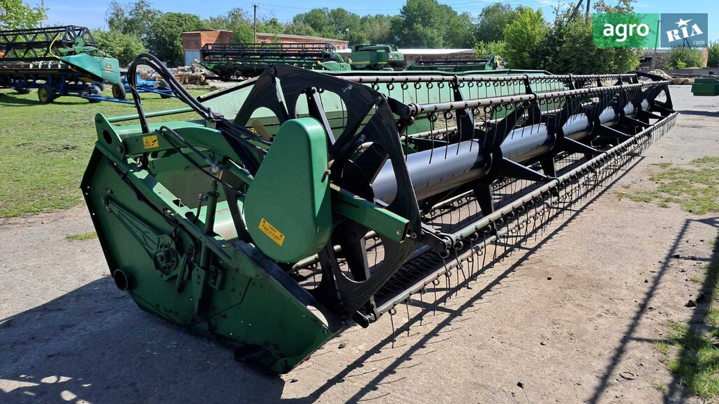 Жниварка John Deere 630R 2010 - фото 1