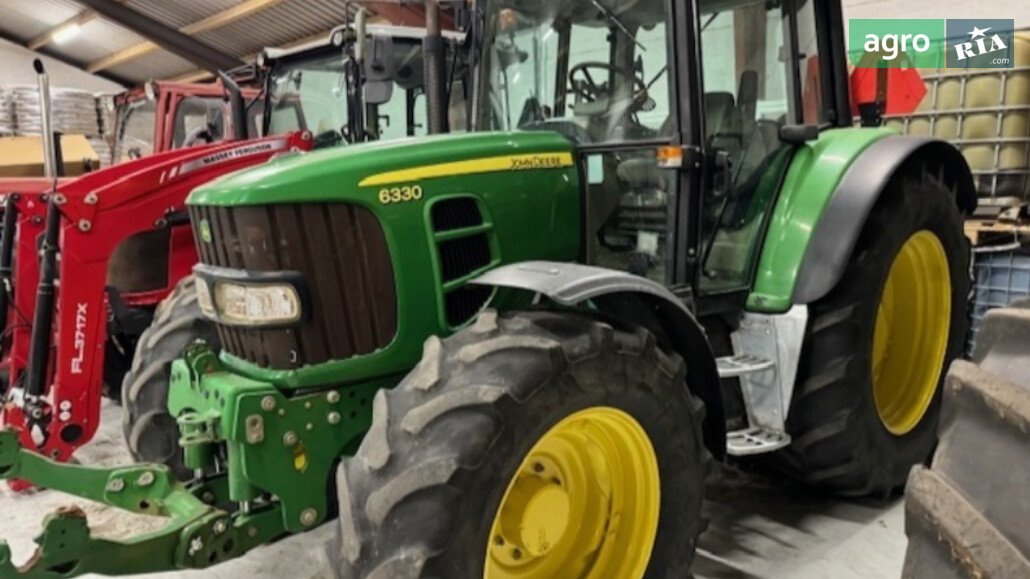 Трактор John Deere 6330  - фото 1