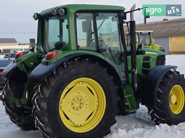 John Deere 6330  - фото