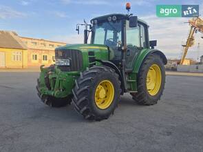 Трактор John Deere 6330 