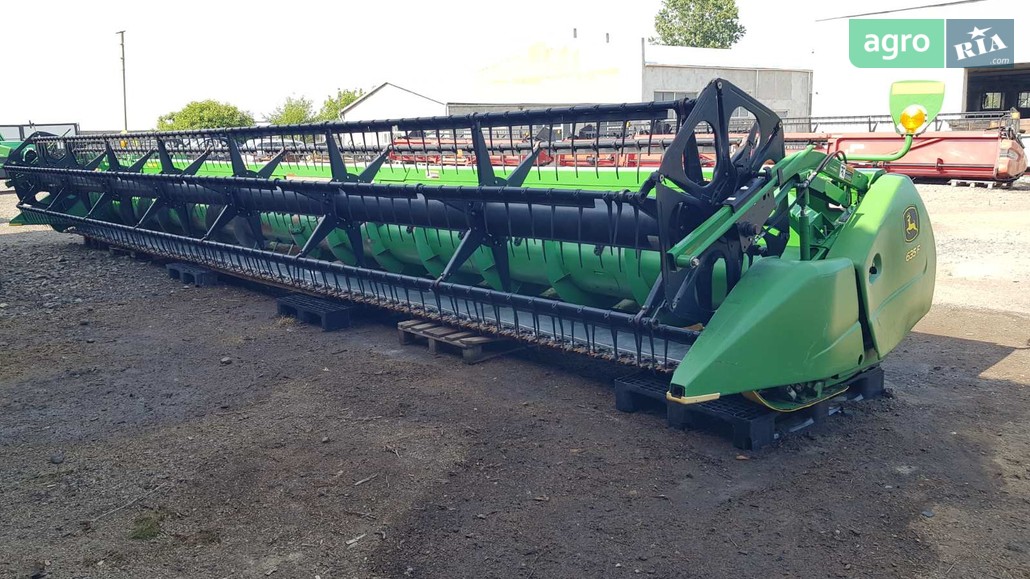 Жниварка John Deere 635F 2011 - фото 1