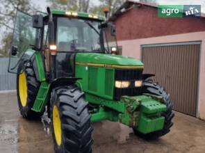 Трактор John Deere 6600 