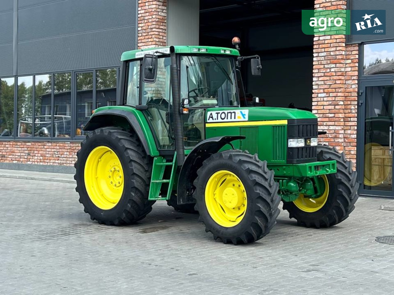 Трактор John Deere 6910 2001 - фото 1