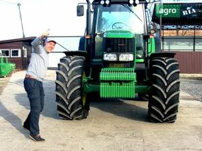 Трактор John Deere 6920 2004