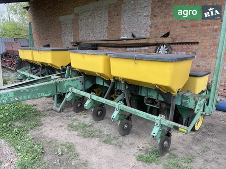 Сеялка John Deere 7000 2000 - фото