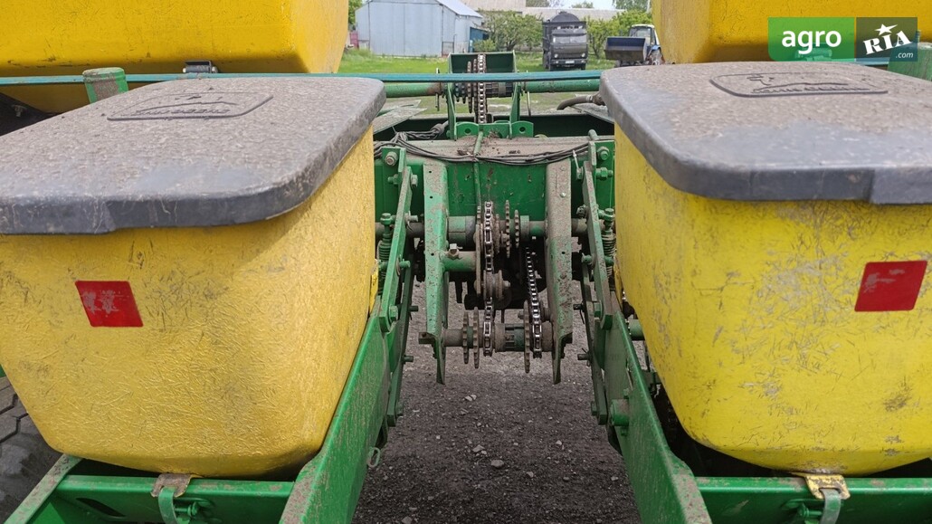 Сеялка John Deere 7000 2009 - фото 1