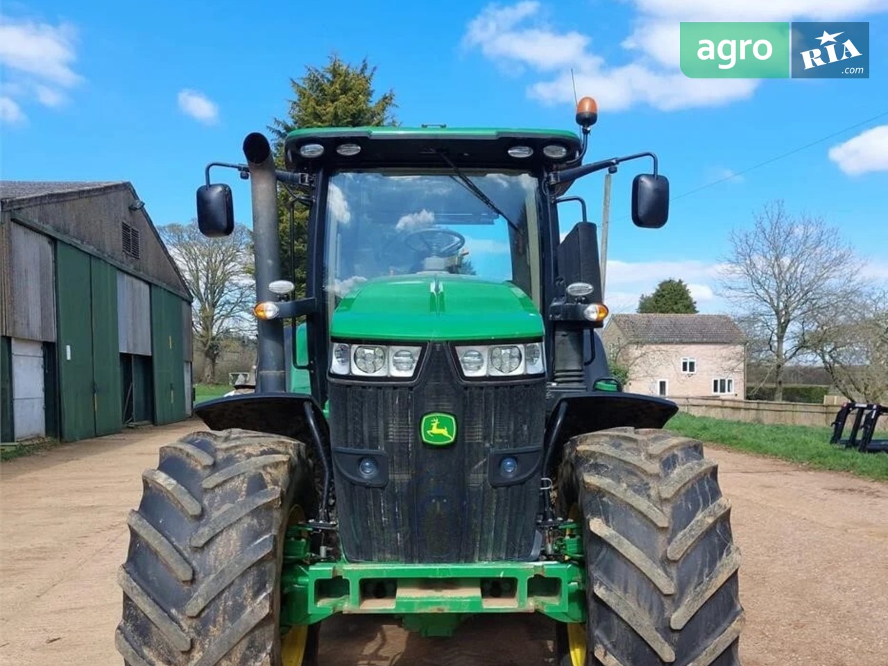 Трактор John Deere 7230R 2015 - фото 1