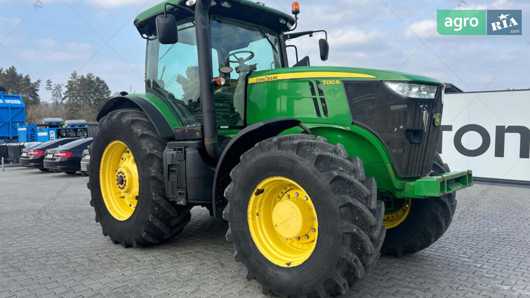 Трактор John Deere 7230R  - фото 1