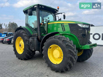 John Deere 7230R  - фото