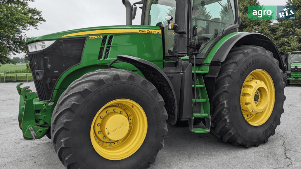 Трактор John Deere 7250R 2019 - фото 1