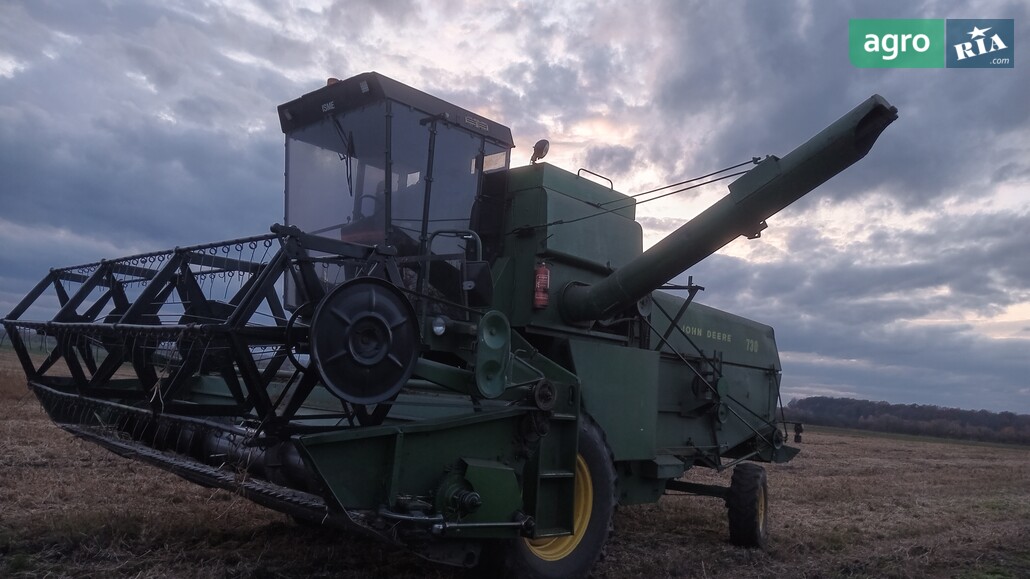 Комбайн John Deere 730 1970 - фото 1