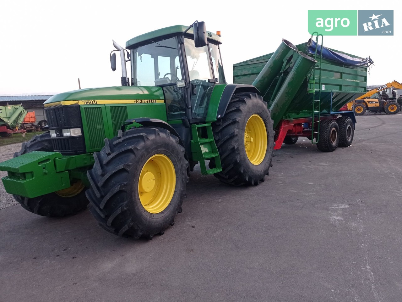 Трактор John Deere 7700 2000 - фото 1