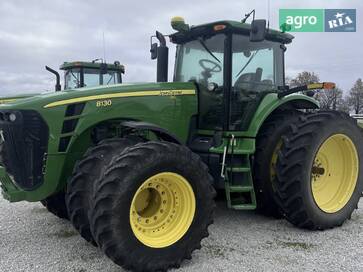 John Deere 8130 2009 - фото