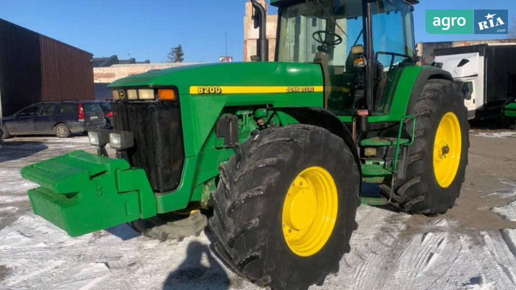 Трактор John Deere 8200 1999 - фото 1