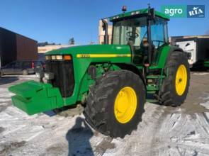Трактор John Deere 8200 1999