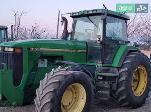 Трактор John Deere 8200 1997