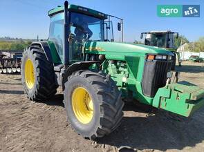 Трактор John Deere 8210 2000