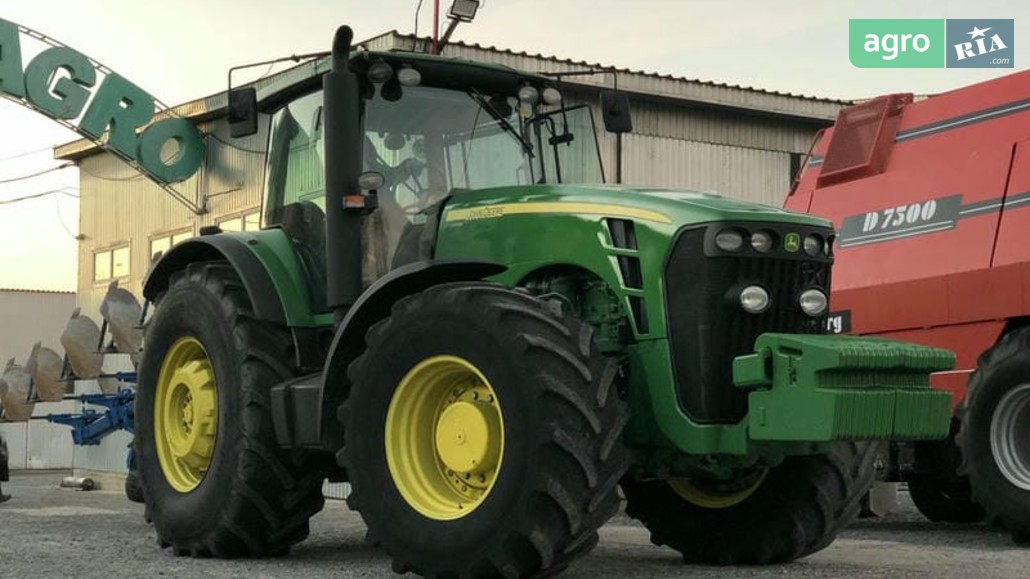 Трактор John Deere 8230 2008 - фото 1